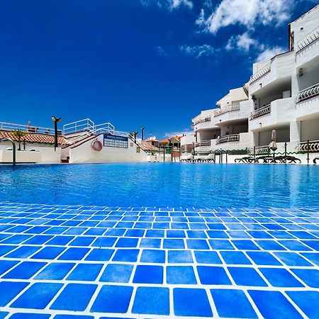 Modern Apartment, Heated Pool & 2 Terraces Лос Кристианос Экстерьер фото
